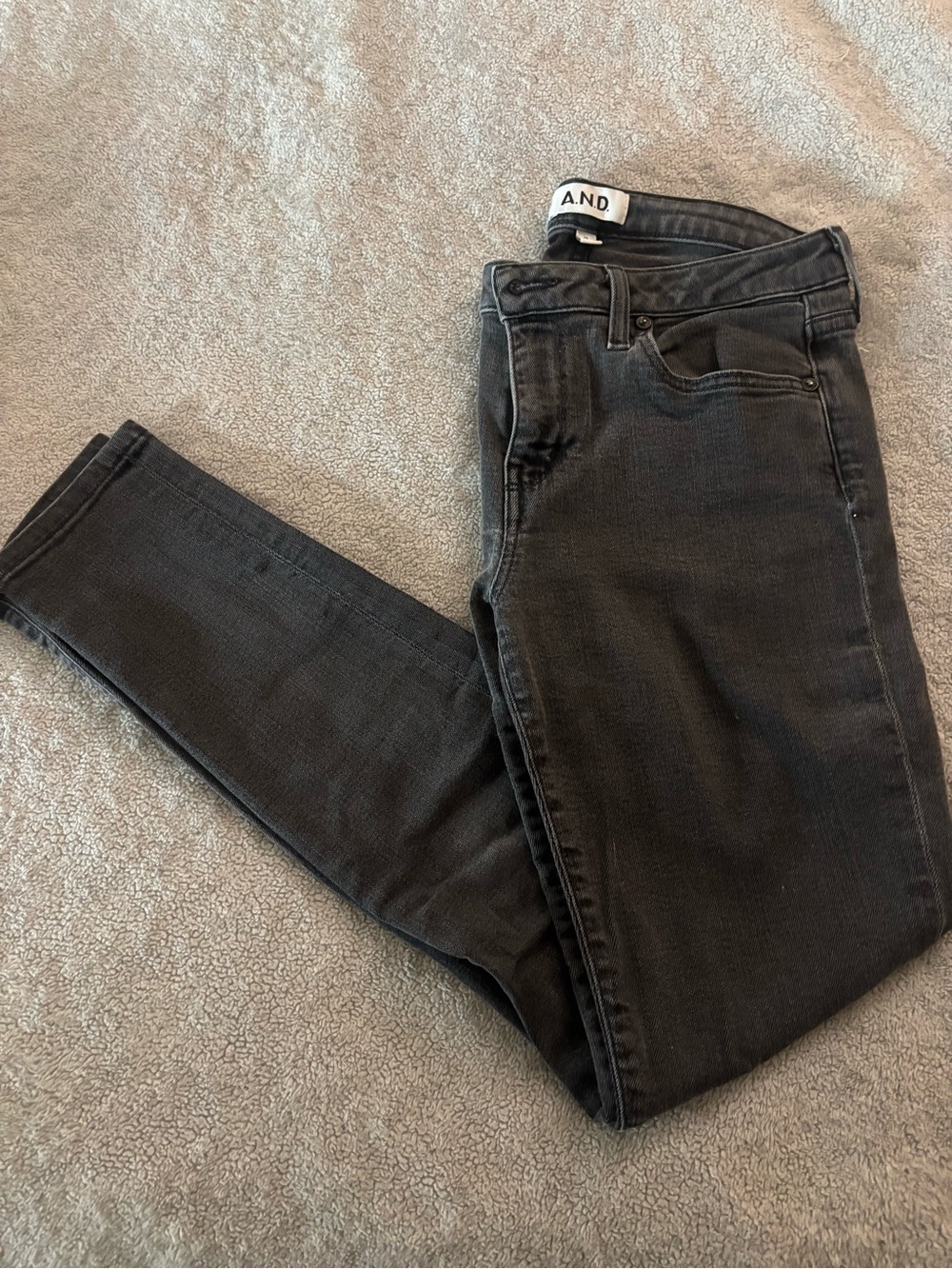 A.N.D. Jeans - Picture 2 of 6